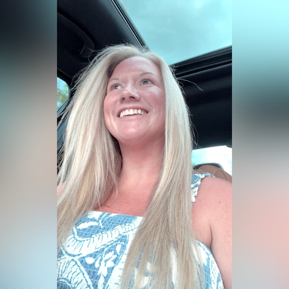 Meet your Posher, Stephanie